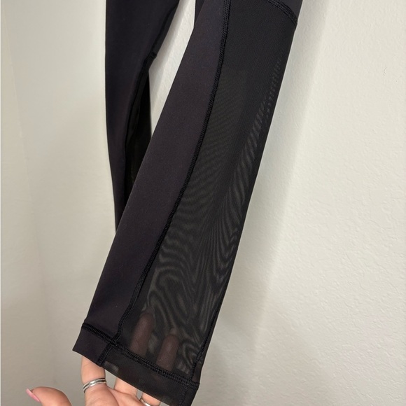 Lululemon Breathe Easy Leggings size 4 - Picture 4 of 10